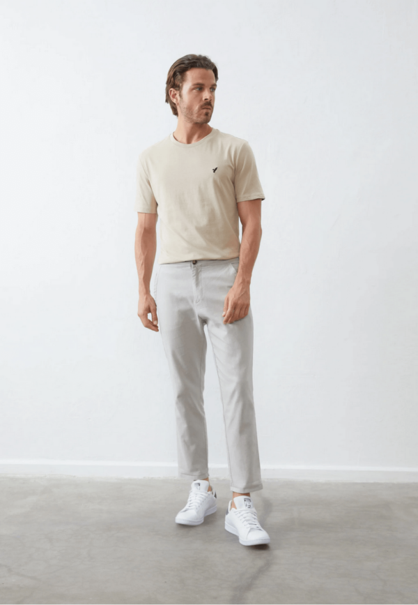 Graue Chinos - Image 3